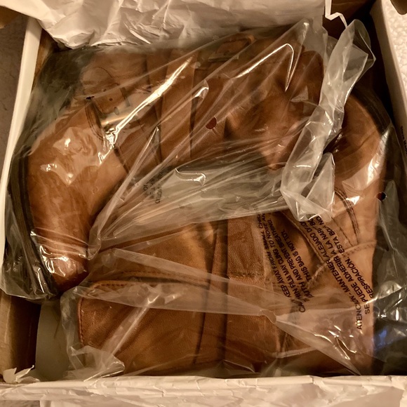 Steve Madden Brewzzer Cognac Leather Belted Boot - Picture 9 of 10